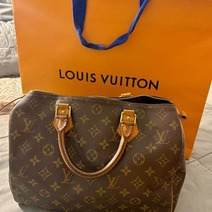 Louis Vuitton Speedy